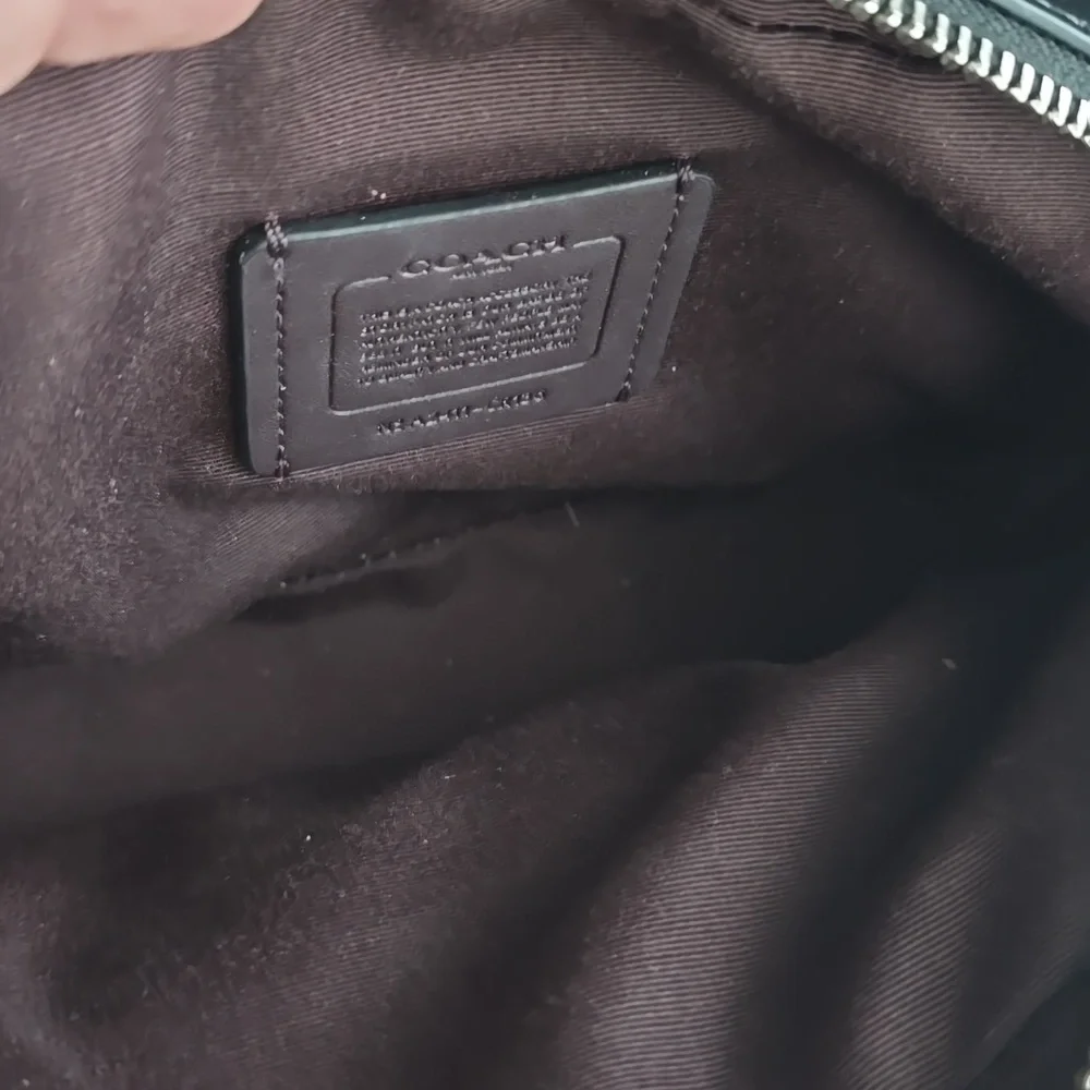 * Like New * Coach belt bag - Picture 7 of 9